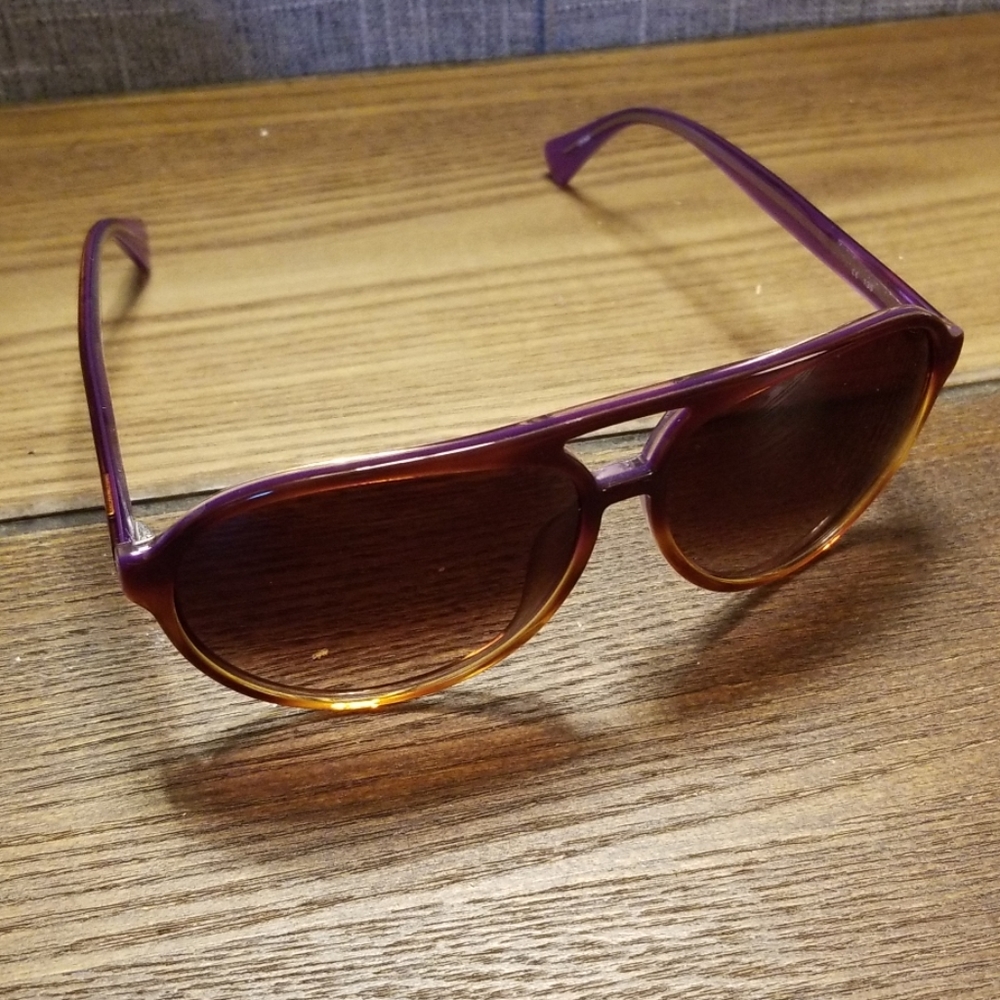 Coach sunglasses aviator shape